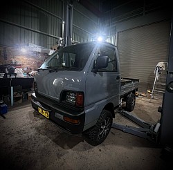 Mitubishi Minicab track 4WD